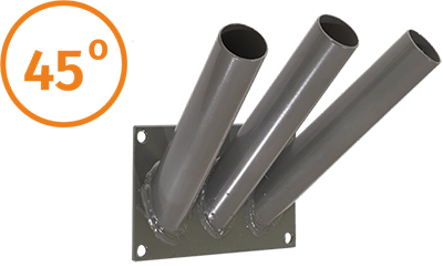 Вид металлического фасадного кронштейна на три флага