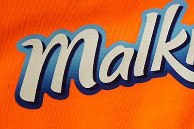 . Вид логотипа, нанесенного полноцветной термо-трансферной печатью.