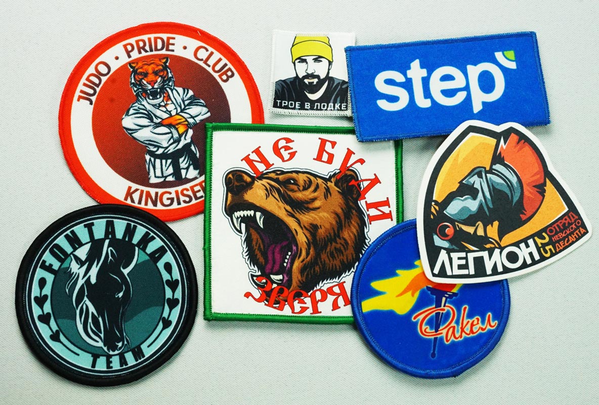 фото нашивок со своим логотипом.