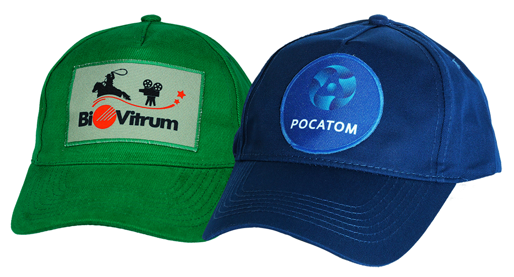 Бейсболка с нашивкой, изготовленной способом полноцветной печати.