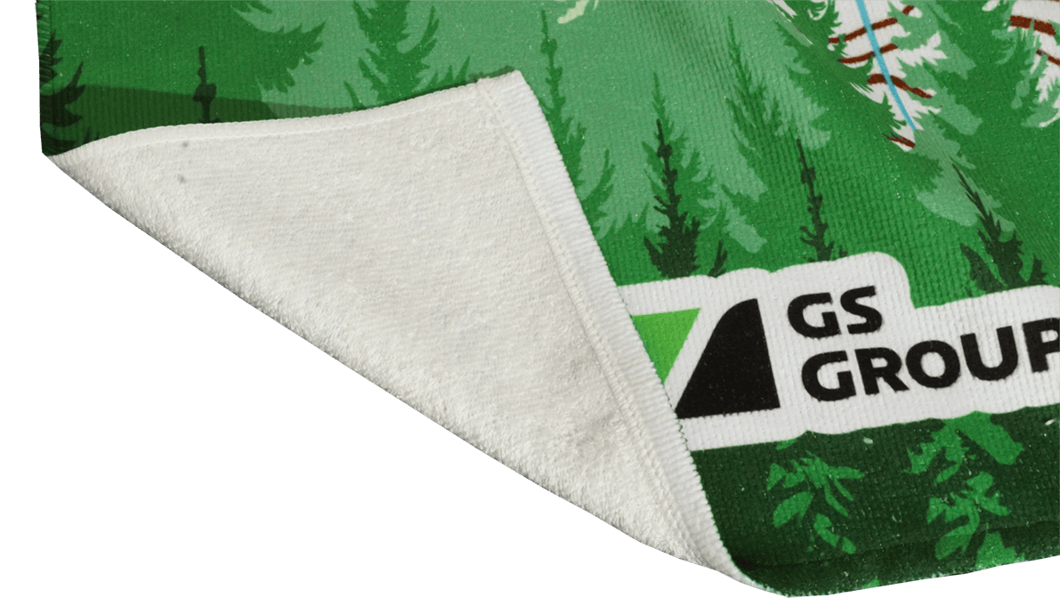 Образец полотенца с печатью на велюровой стороне и белой махровой стороной.