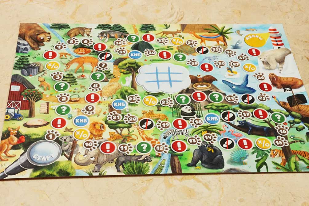 Настольное, игровое поле с ярким цветным рисунком, напечатанным на виниловой ткани .